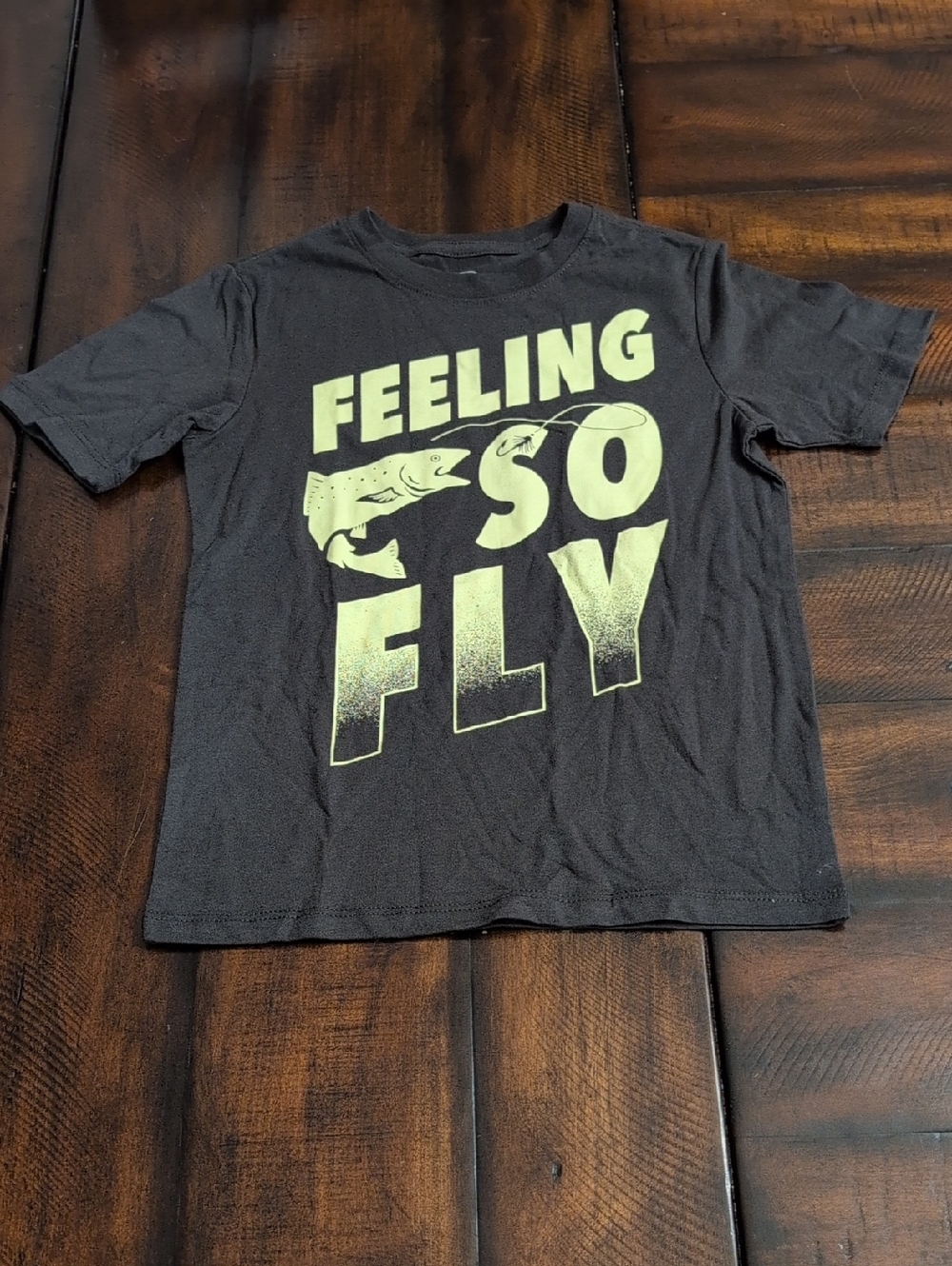 wonder nation Black Tee with Yellow Graphic "Feeling So Fly" Kids S (6/7)